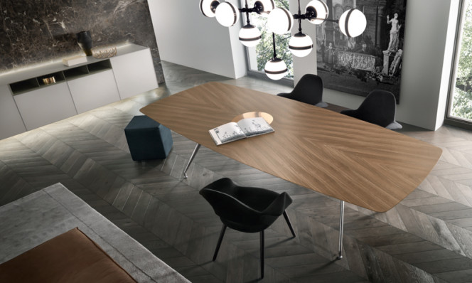 Итальянские столы из стекла и алюминия Rimadesio
